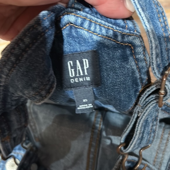 Girls XS Gap Denim Medium Wash Shorttall overalls - best fit ever!!! Adorable! - Picture 6 of 6